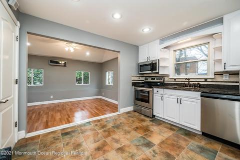 5 Middlesex Rd, Matawan, NJ 07747 photo 9