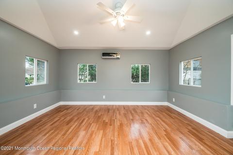 5 Middlesex Rd, Matawan, NJ 07747 photo 11