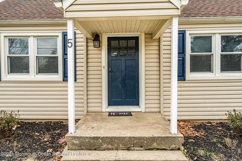 5 Middlesex Rd, Matawan, NJ 07747 photo 2