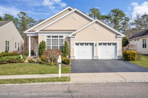 33 Arborridge Dr, Forked River, NJ 08731 photo 2