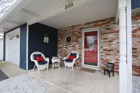 300 2nd St, Waretown, NJ 08758 photo 3