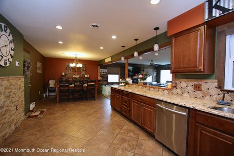 300 2nd St, Waretown, NJ 08758 photo 20