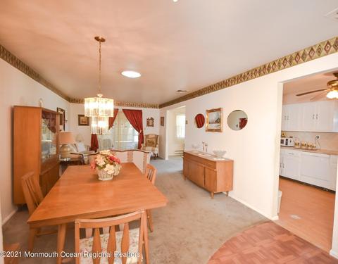 14 Central Blvd, Brick, NJ 08724 photo 4