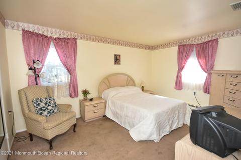 14 Central Blvd, Brick, NJ 08724 photo 9