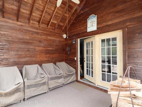 89 Iris Ct, Holmdel, NJ 07733 photo 35