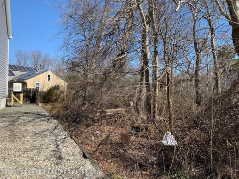 95 Dollmore Ave, Waretown, NJ 08758 photo 5