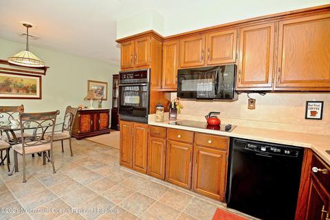 21 Bobwhite Ct, Forked River, NJ 08731 photo 13