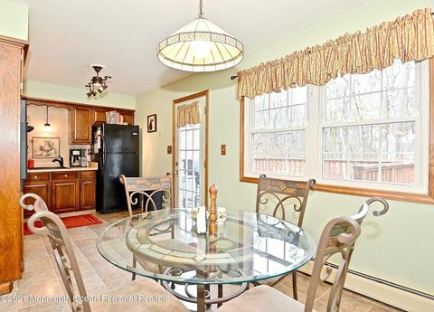 21 Bobwhite Ct, Forked River, NJ 08731 photo 9