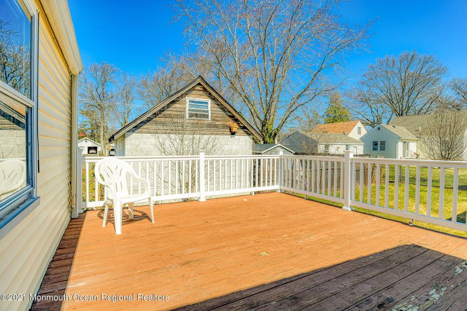  10 Snyder Ave, Keansburg, NJ 07734 photo 25