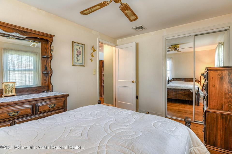  10 Snyder Ave, Keansburg, NJ 07734 photo 14