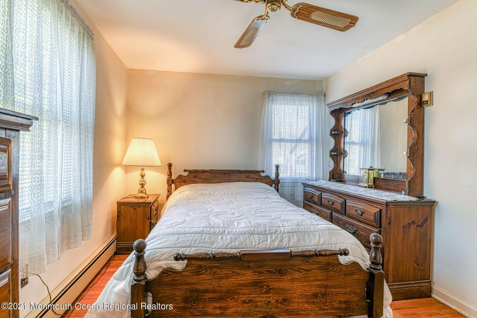  10 Snyder Ave, Keansburg, NJ 07734 photo 13