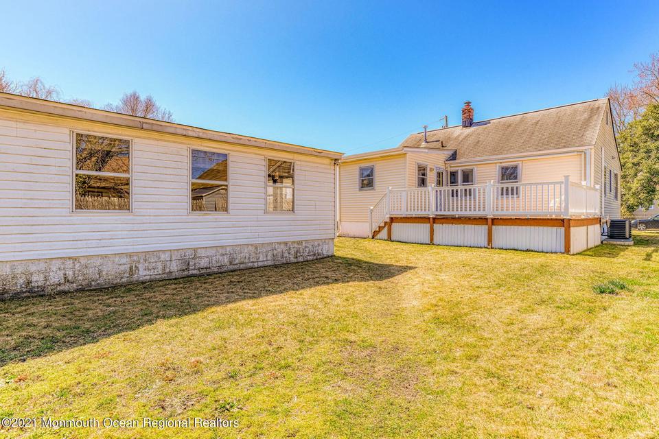  10 Snyder Ave, Keansburg, NJ 07734 photo 29
