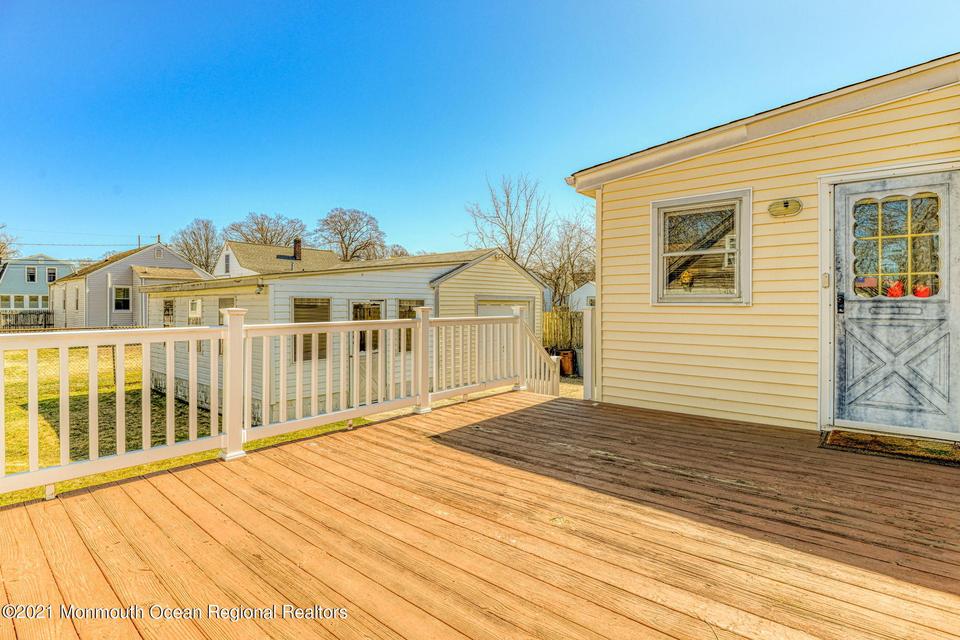  10 Snyder Ave, Keansburg, NJ 07734 photo 26