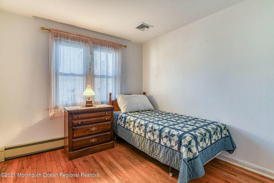  10 Snyder Ave, Keansburg, NJ 07734 photo 10