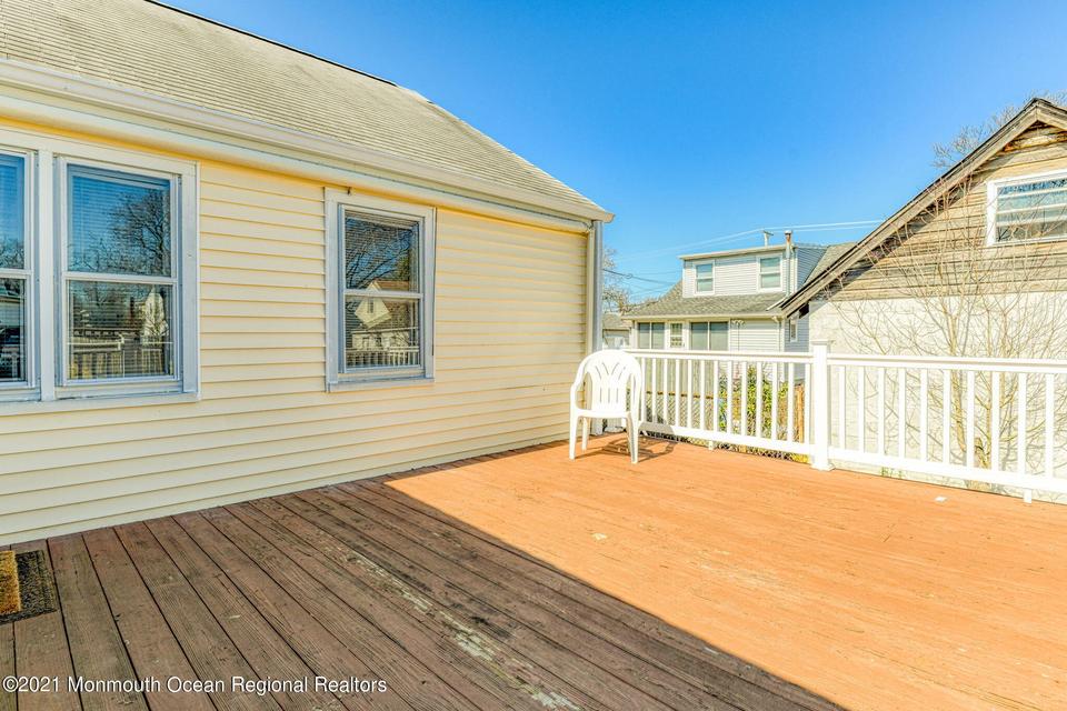  10 Snyder Ave, Keansburg, NJ 07734 photo 27
