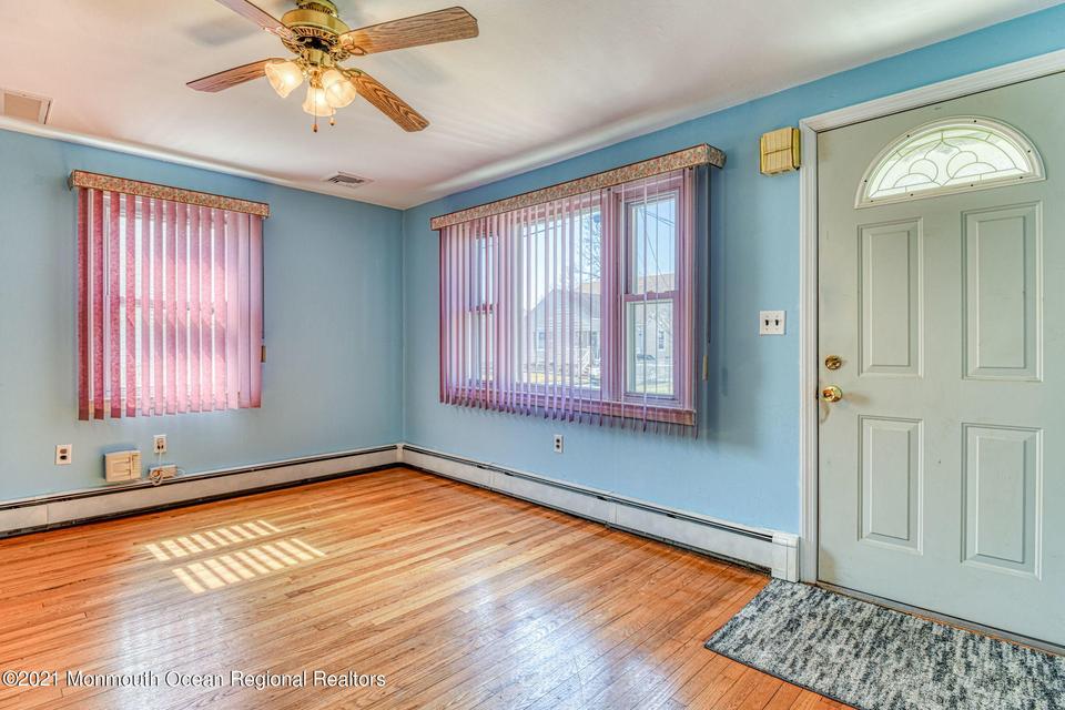  10 Snyder Ave, Keansburg, NJ 07734 photo 7