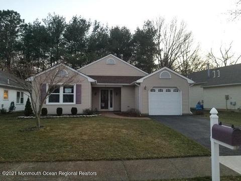 19 Chipmunk Dr, Brick, NJ 08724 photo 1