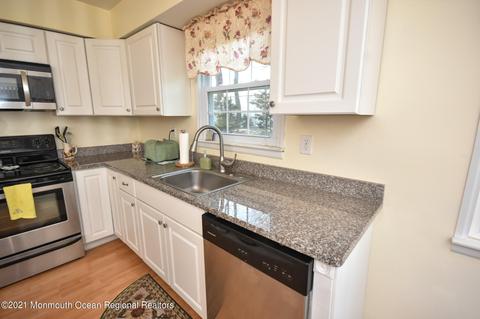 31 Pheasant Dr, Brick, NJ 08724 photo 9