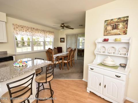 31 Pheasant Dr, Brick, NJ 08724 photo 5