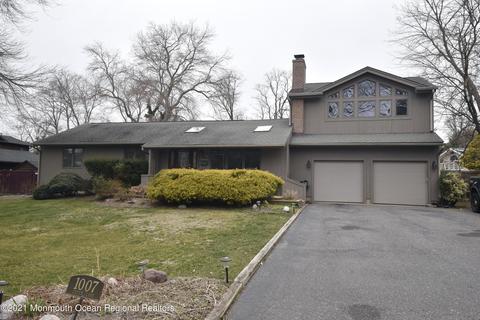 1007 Cedar Ln, Brielle, NJ 08730 photo 1