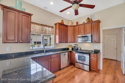 51 Pancoast Rd, Waretown, NJ 08758 photo 11