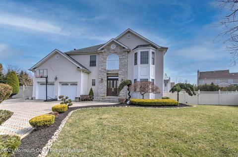 24 Hampton Ct, Matawan, NJ 07747 photo 1
