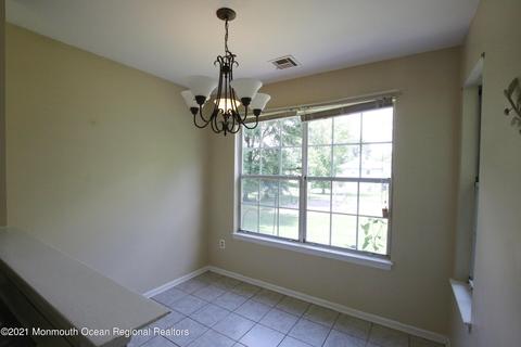 19 Mainbraid Ct, Tinton Falls, NJ 07753 photo 7