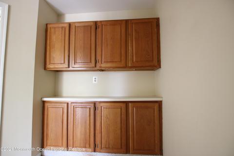 19 Mainbraid Ct, Tinton Falls, NJ 07753 photo 9
