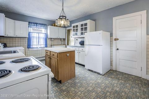 44 E Bayview Ave, Ocean Gate, NJ 08740 photo 13