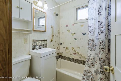 44 E Bayview Ave, Ocean Gate, NJ 08740 photo 19
