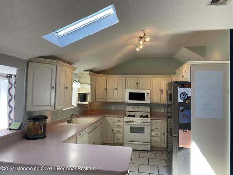 15 Central Ave, Waretown, NJ 08758 photo 7