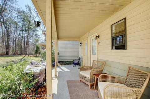 404 Geranium Ct, Jackson, NJ 08527 photo 2