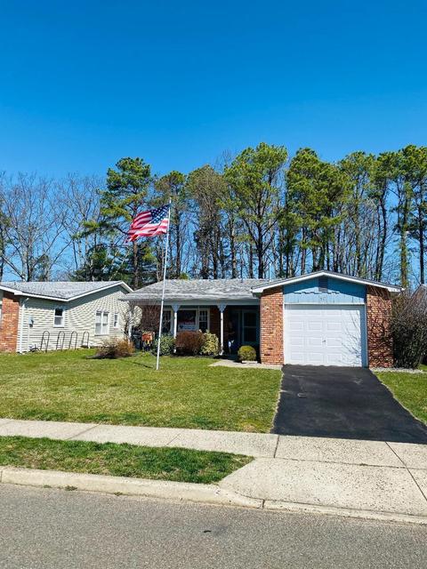 10 Lance Dr, Brick, NJ 08723 photo 1