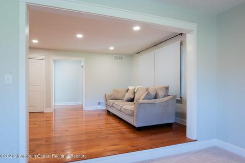16 Dearborn Dr, Holmdel, NJ 07733 photo 29