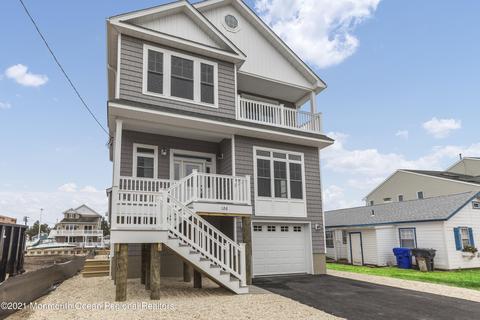 62 E Pampano Dr, Brick, NJ 08723 photo 1