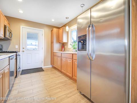 21 Crescent Rd, Edison, NJ 08817 photo 8