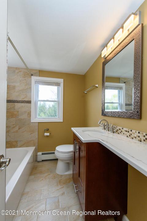 62 Middlesex Rd, Matawan, NJ 07747 photo 15