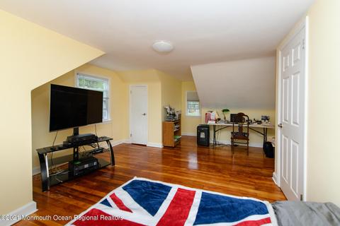62 Middlesex Rd, Matawan, NJ 07747 photo 12