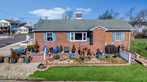 173 Lighthouse Dr, Waretown, NJ 08758 photo 1