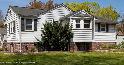 4 Smith St, Howell, NJ 07731 photo 1