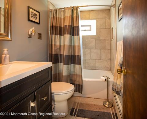 4 Smith St, Howell, NJ 07731 photo 19