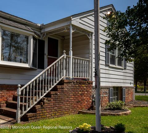 4 Smith St, Howell, NJ 07731 photo 3
