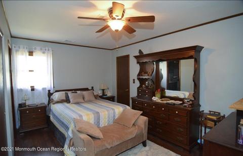606 Center St, Forked River, NJ 08731 photo 5