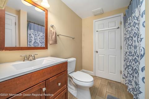427 3rd St, Waretown, NJ 08758 photo 12