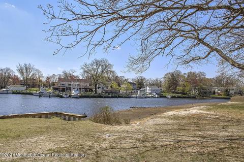 752 Cherry Ln, Brick, NJ 08723 photo 29