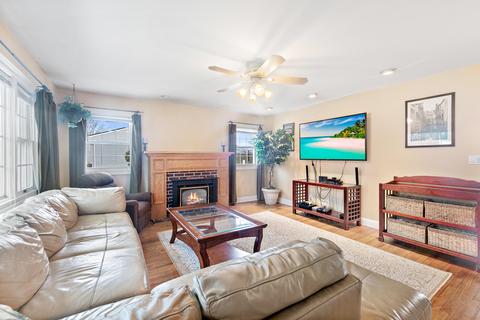 175 Walnut Dr, Brick, NJ 08724 photo 5