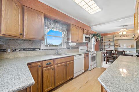175 Walnut Dr, Brick, NJ 08724 photo 17
