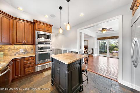 7 Flomar Ave, Middletown, NJ 07748 photo 18