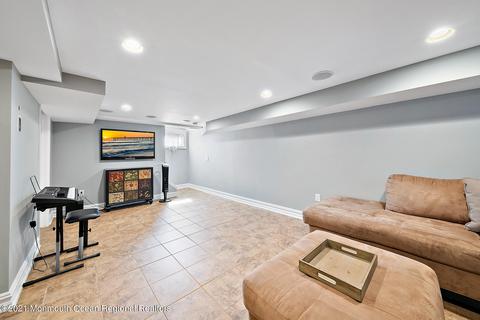 7 Flomar Ave, Middletown, NJ 07748 photo 57