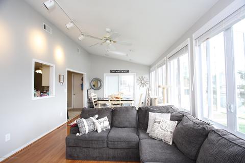 16 Bayview Dr, Waretown, NJ 08758 photo 11